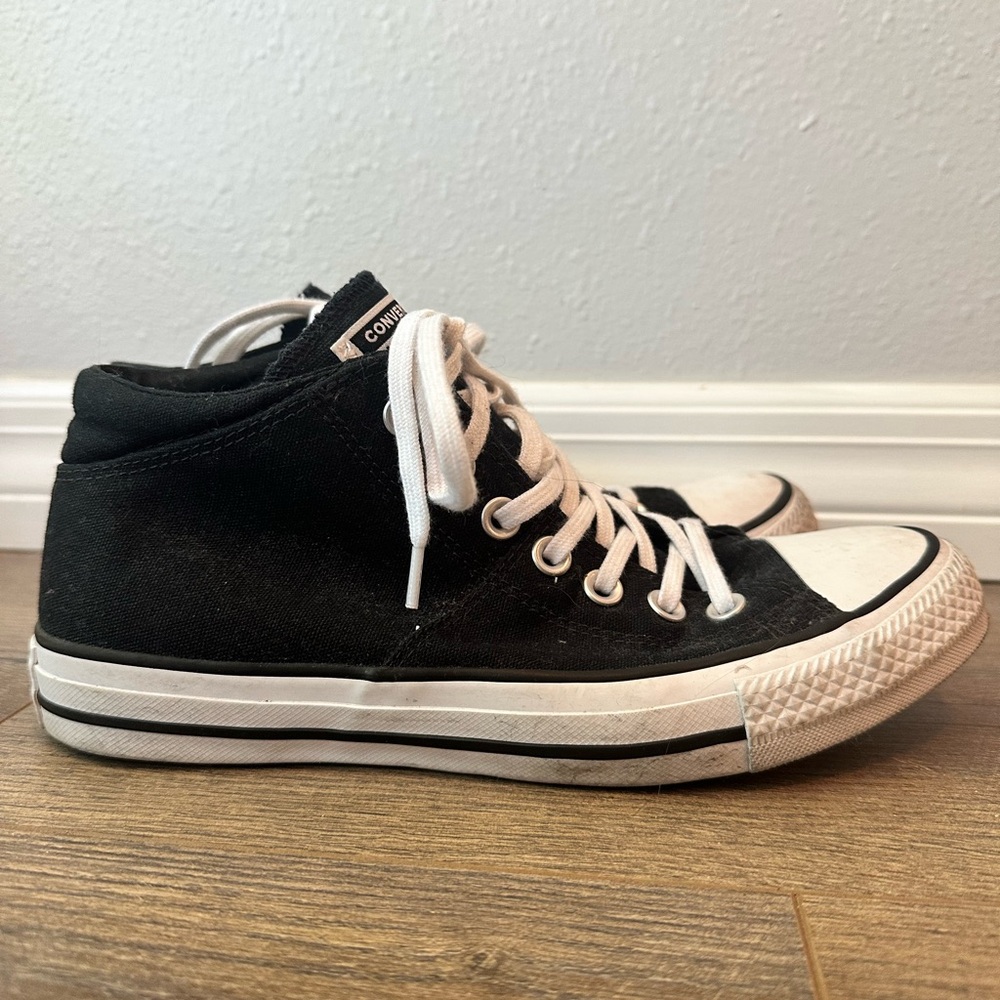 Converse Black and White MidRise-Tops